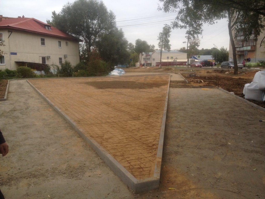 крааасная поляна.jpg